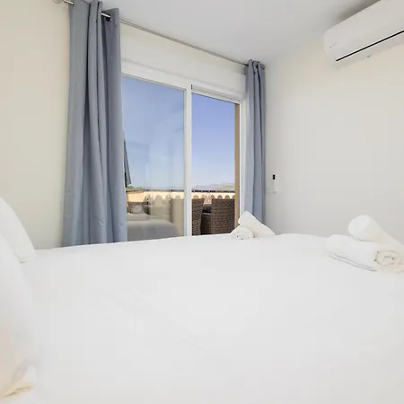 Apartment Cozy Apartment, With Sea Views, Large Private Terrace, Close To The Beach, El Faro, Mijas