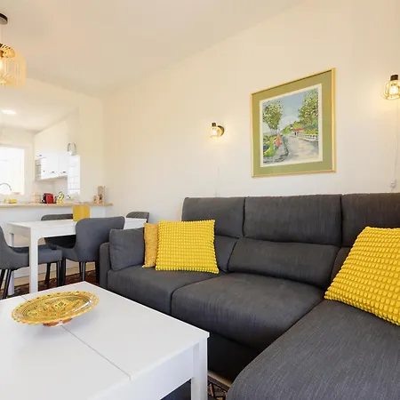 Apartment Cozy Apartment, With Sea Views, Large Private Terrace, Close To The Beach, El Faro, Mijas